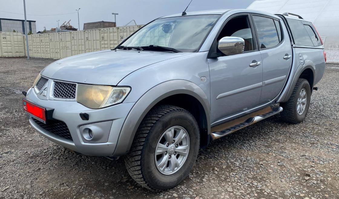 Mitsubishi L200