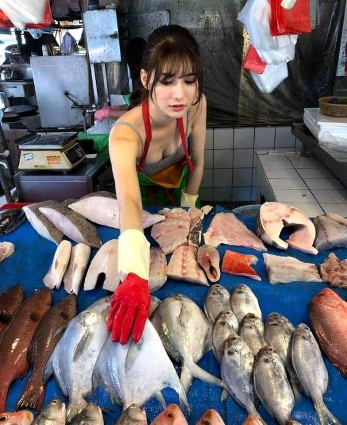 Лю Пэнпэн - самая красивая продавщица рыбы, оказавшаяся тайваньской моделью