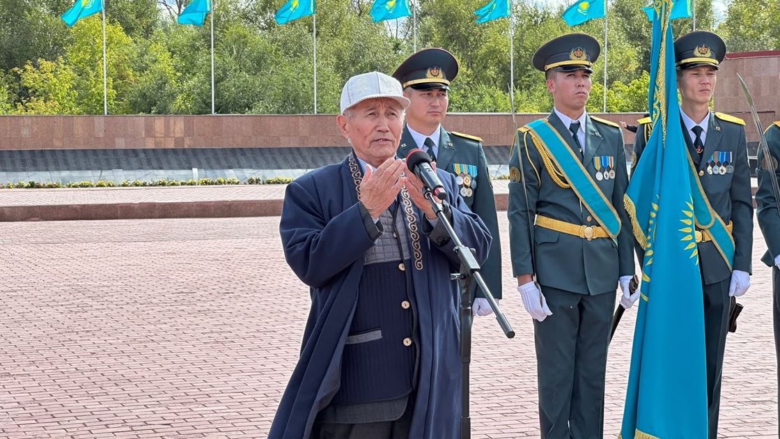 Оралда 20 бозбала абыройлы борышын өтеуге аттанды