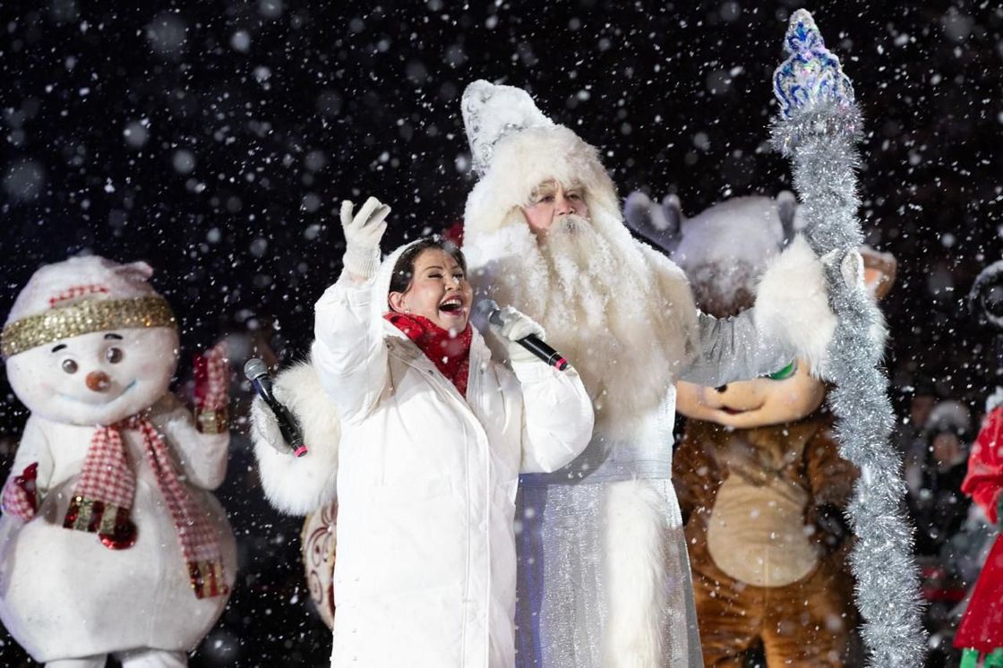 Алматының түрлі аудандарында 13 жаңажылдық локация пайда болды