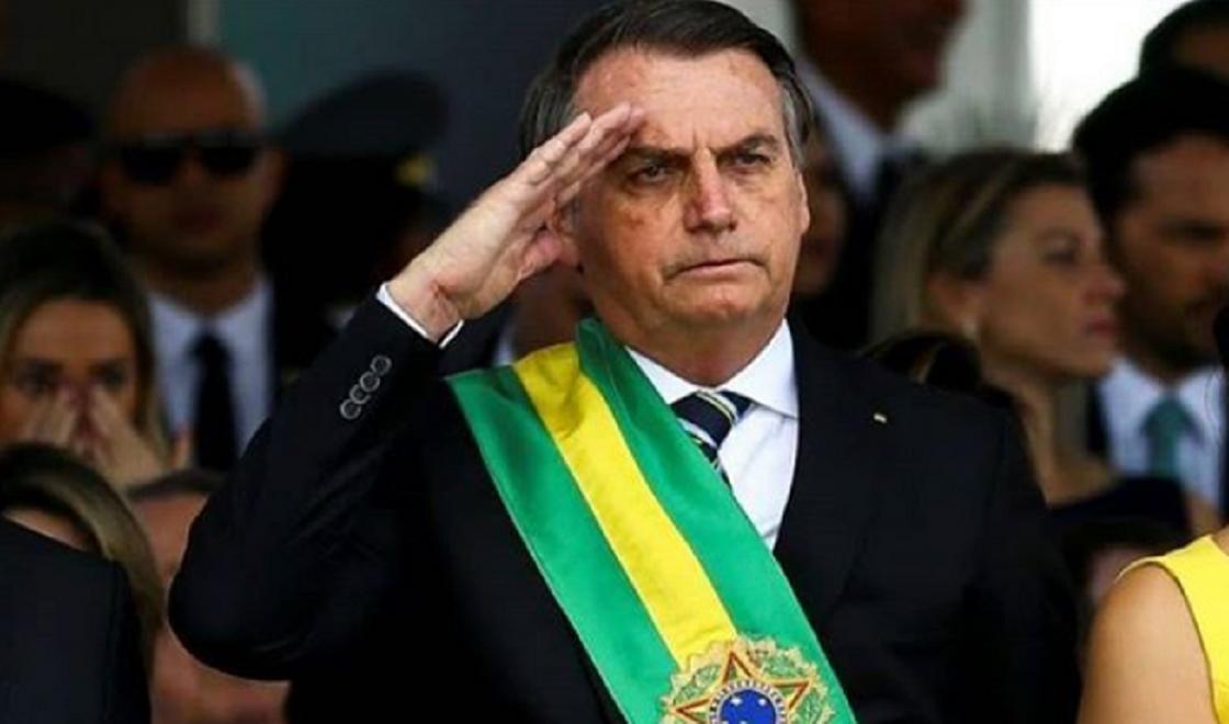 Президент Бразилии заразился коронавирусом, сообщили СМИ