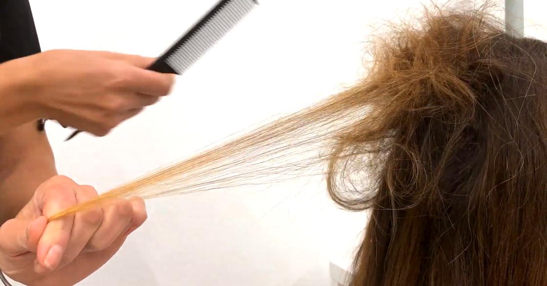Как расчесать волосы после начеса шатуш