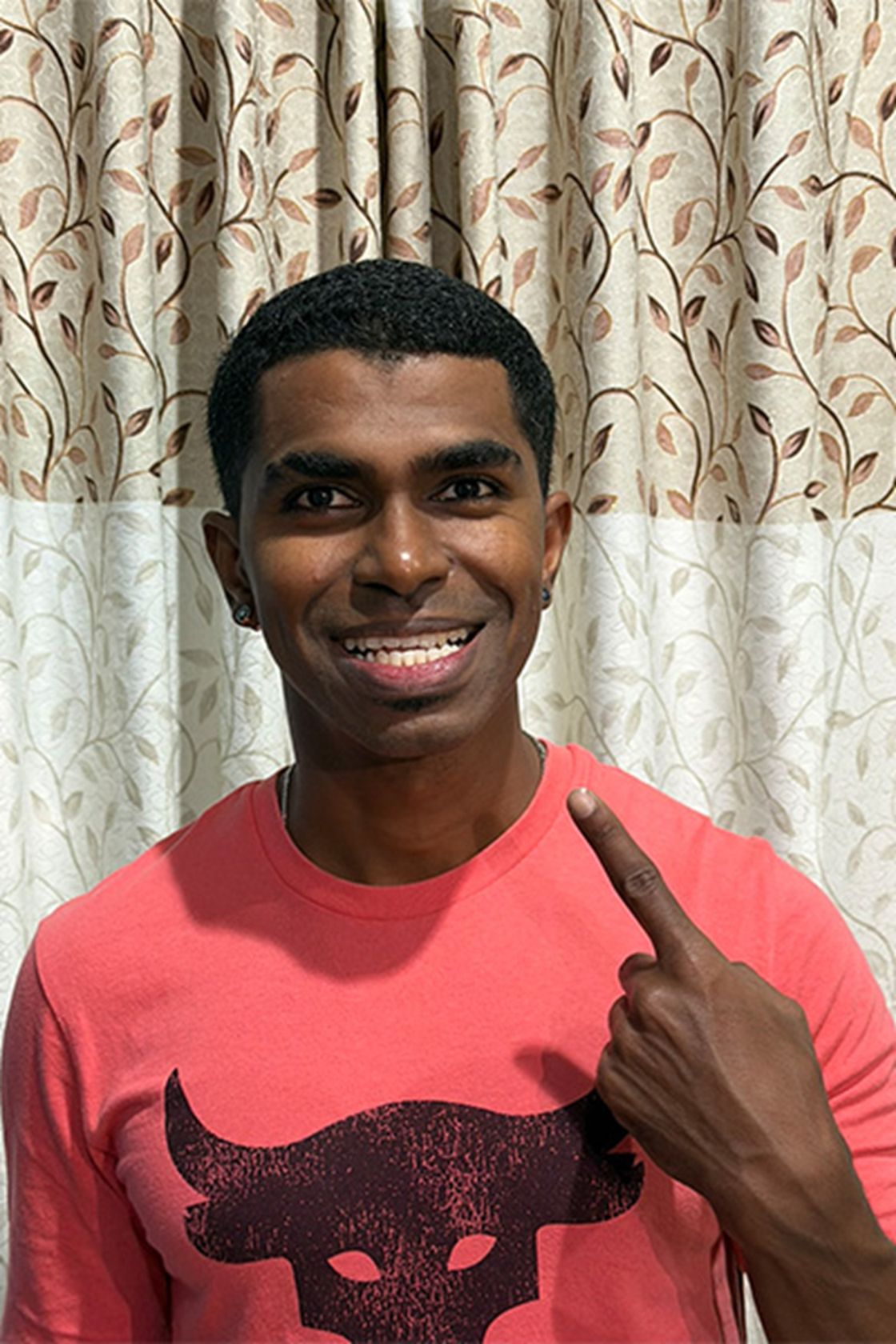 Аузындағы тіс санынан рекорд орнатқан азамат