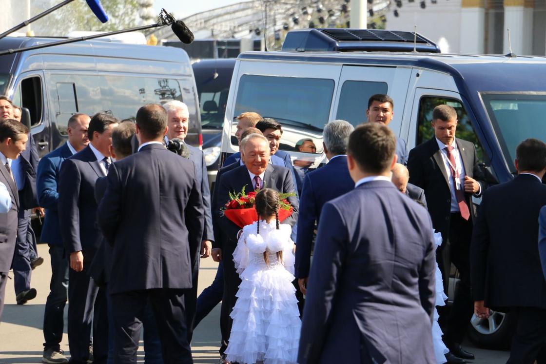Назарбаев и Путин вместе прогулялись по Москве (фото)