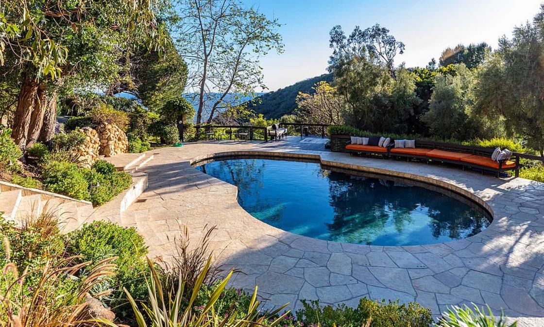 Меган Маркл и ее муж Гарри купили шикарный дом в Лос-Анджелесе за 15 млн долларов