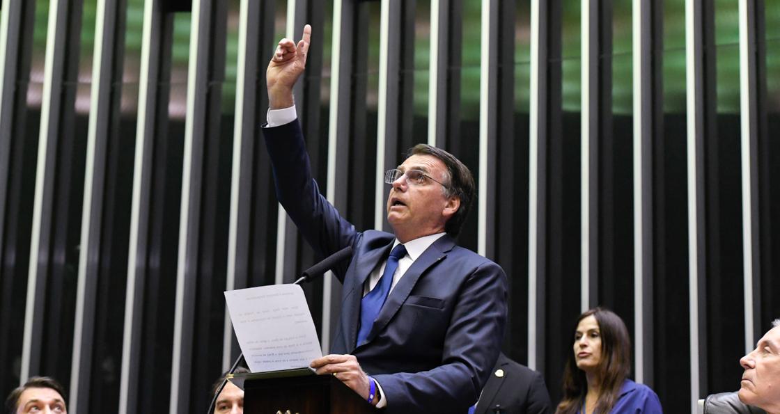 Президент Бразилии сравнил Greenpeace с мусором