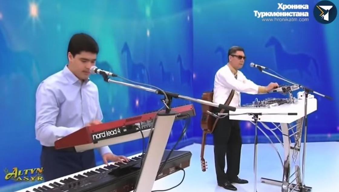 Президент Туркменистана зачитал рэп про коня (видео)