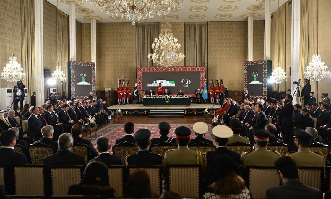 Касым-Жомарт Токаев удостоен ордена в Пакистане