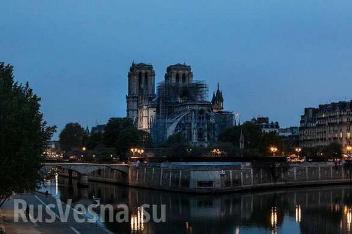 Пожар в соборе Парижской Богоматери: появились фотографии последствий жуткого бедствия