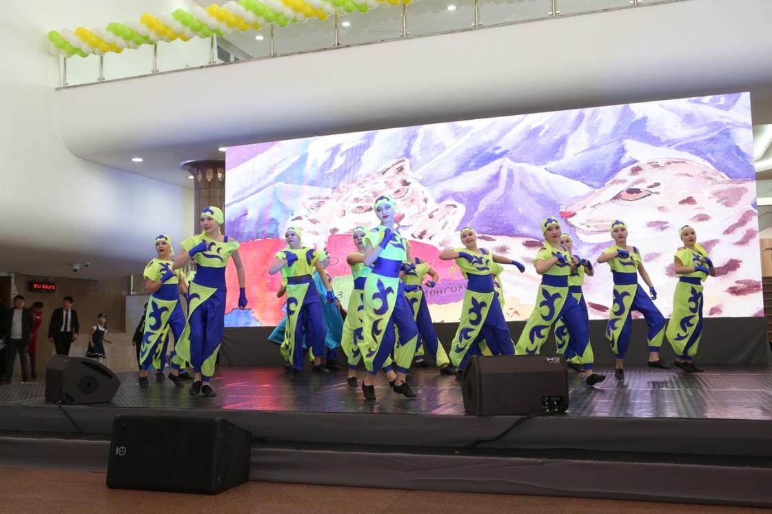 В Алматы прошел благотворительный концерт "Дарим радость"