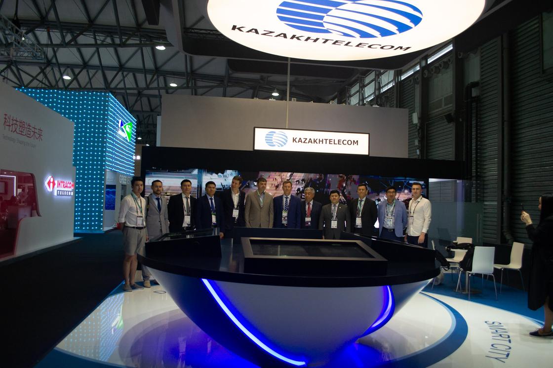 «Казахтелеком» показал прототип «умного города» на Всемирном мобильном конгрессе в Шанхае