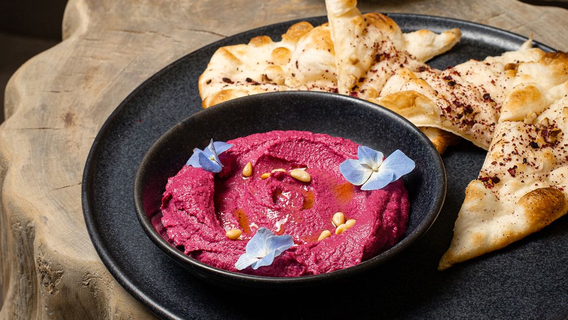 Кухня в заведении Alcha