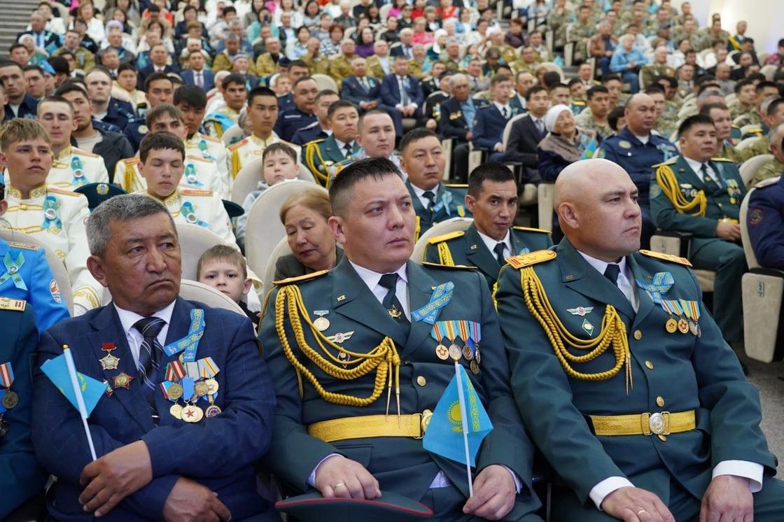 Празднование Дня защитника Отечества Празднование Дня защитника Отечества