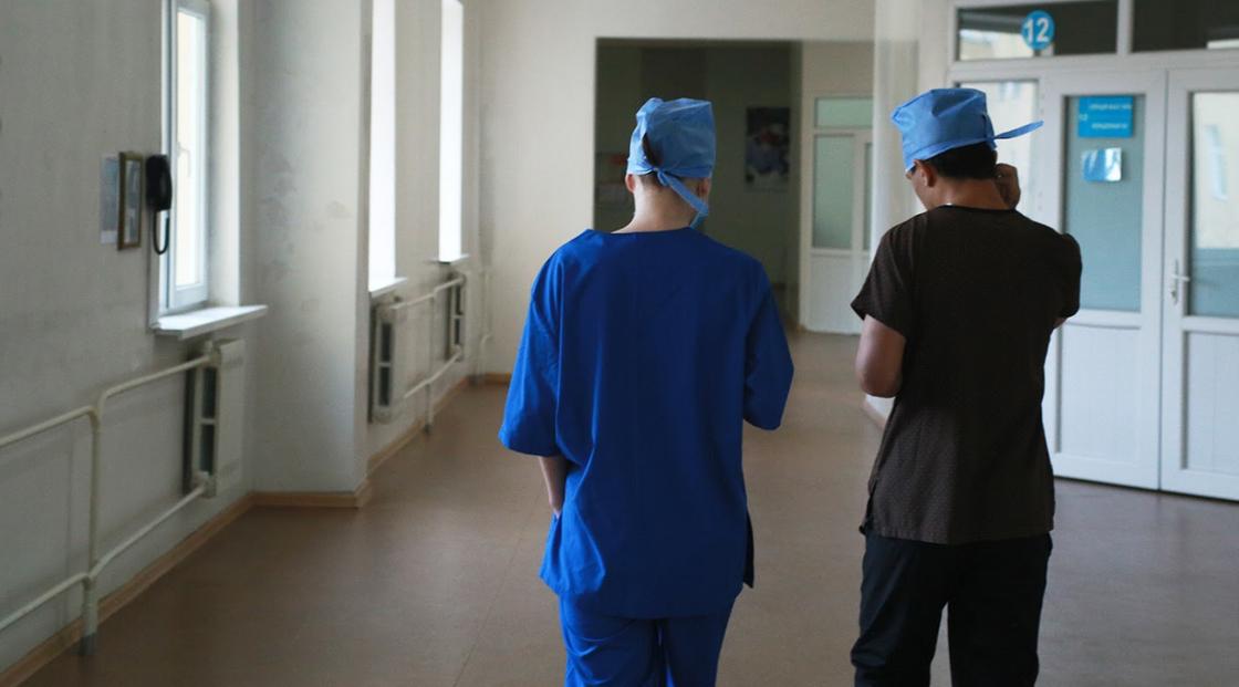 Сколько казахстанцев находятся под наблюдением из-за коронавируса, рассказали в Минздраве