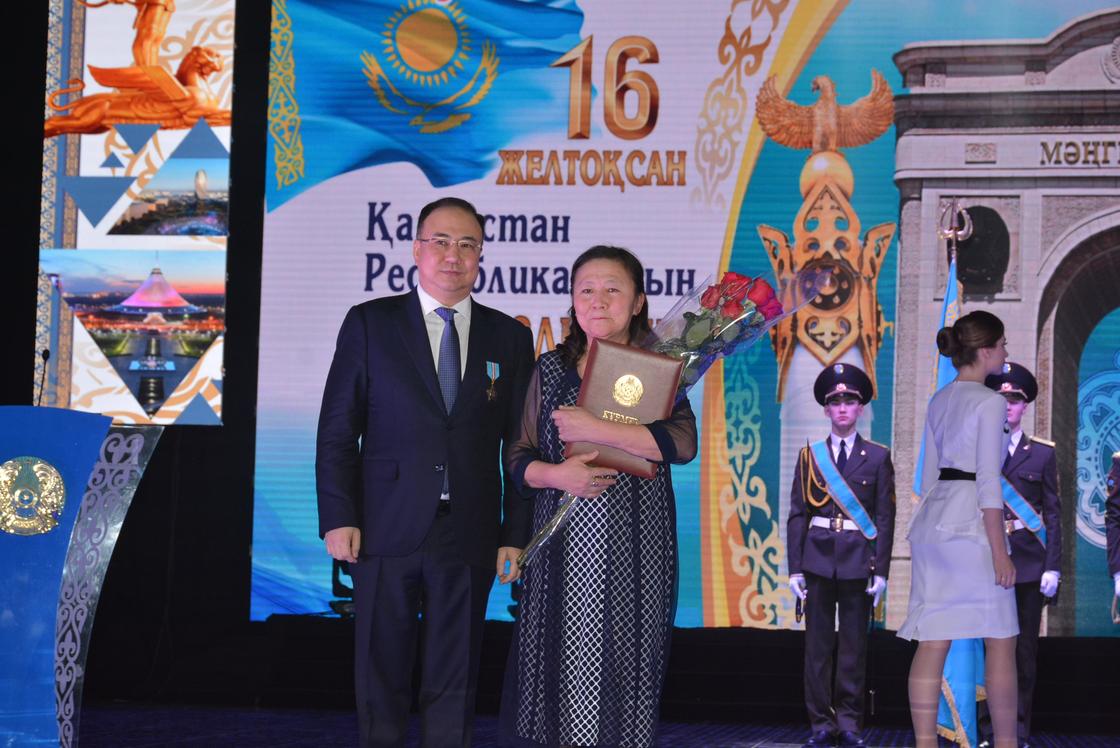 В Акмолинской области прошло торжественное собрание, посвященное Дню Независимости Казахстана