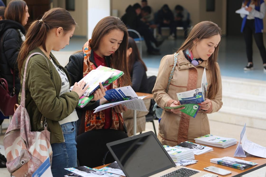 В "Астана Жастары" рассказали, как развивают профессиональные и личностные навыки у молодежи