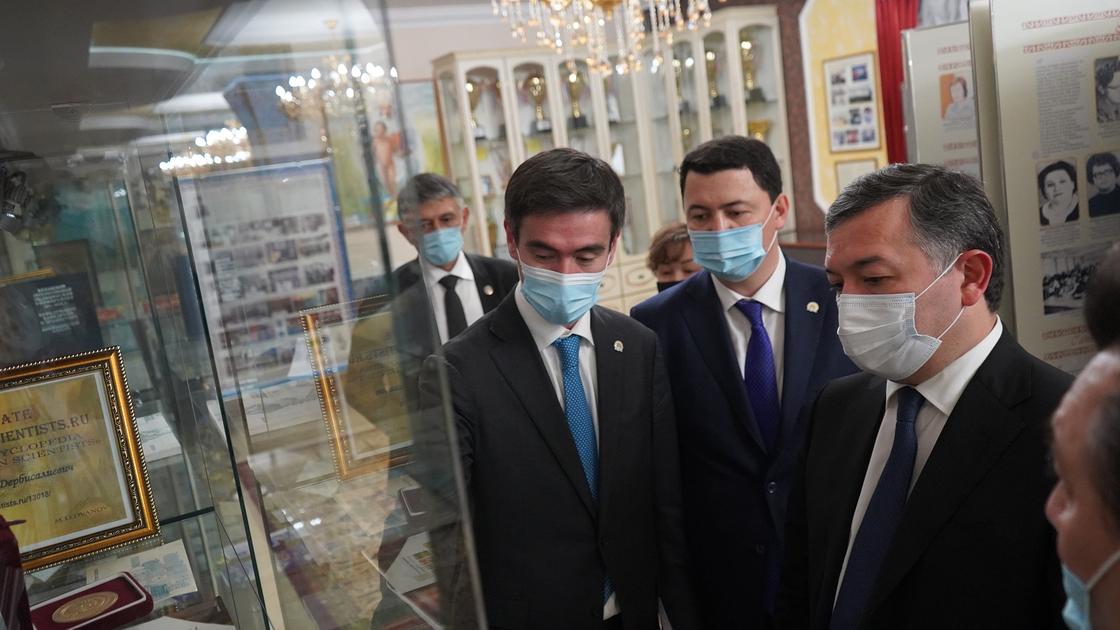 Министр здравоохранения Узбекистана в столичном медуниверситете