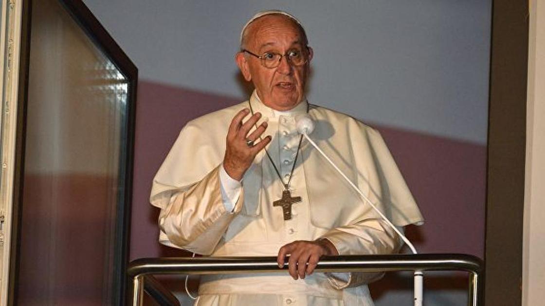 Папа римский сравнил педофилию с человеческими жертвоприношениями
