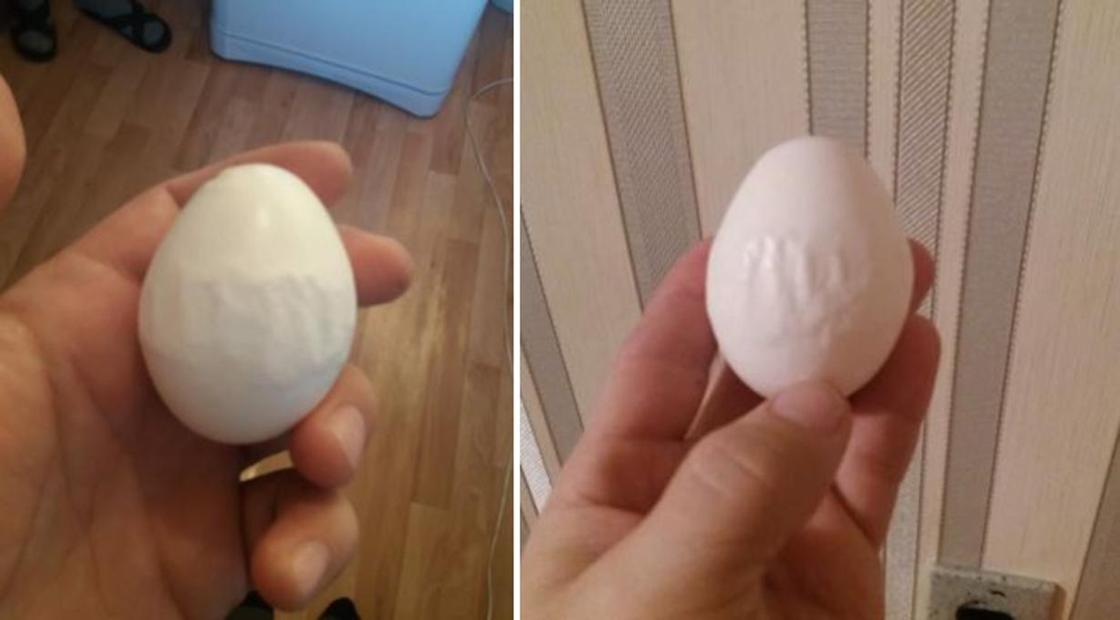 Надпись «Аллах» на курином яйце обнаружил житель Караганды (фото, видео)