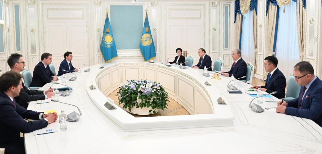 Тоқаев Қазақстан-Франция үкіметаралық комиссиясының тең төрағасы Оливье Бештпен кездесуде