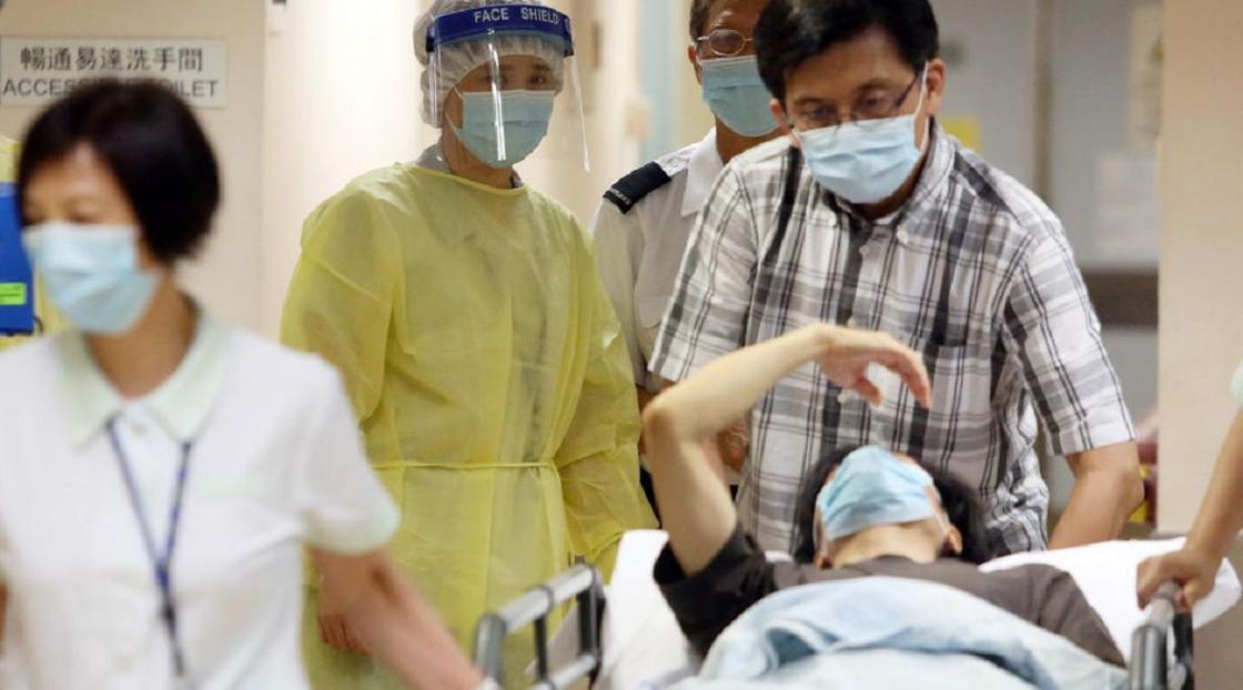 Вылечиться от коронавируса: тайские врачи создали "коктейль" из лекарств