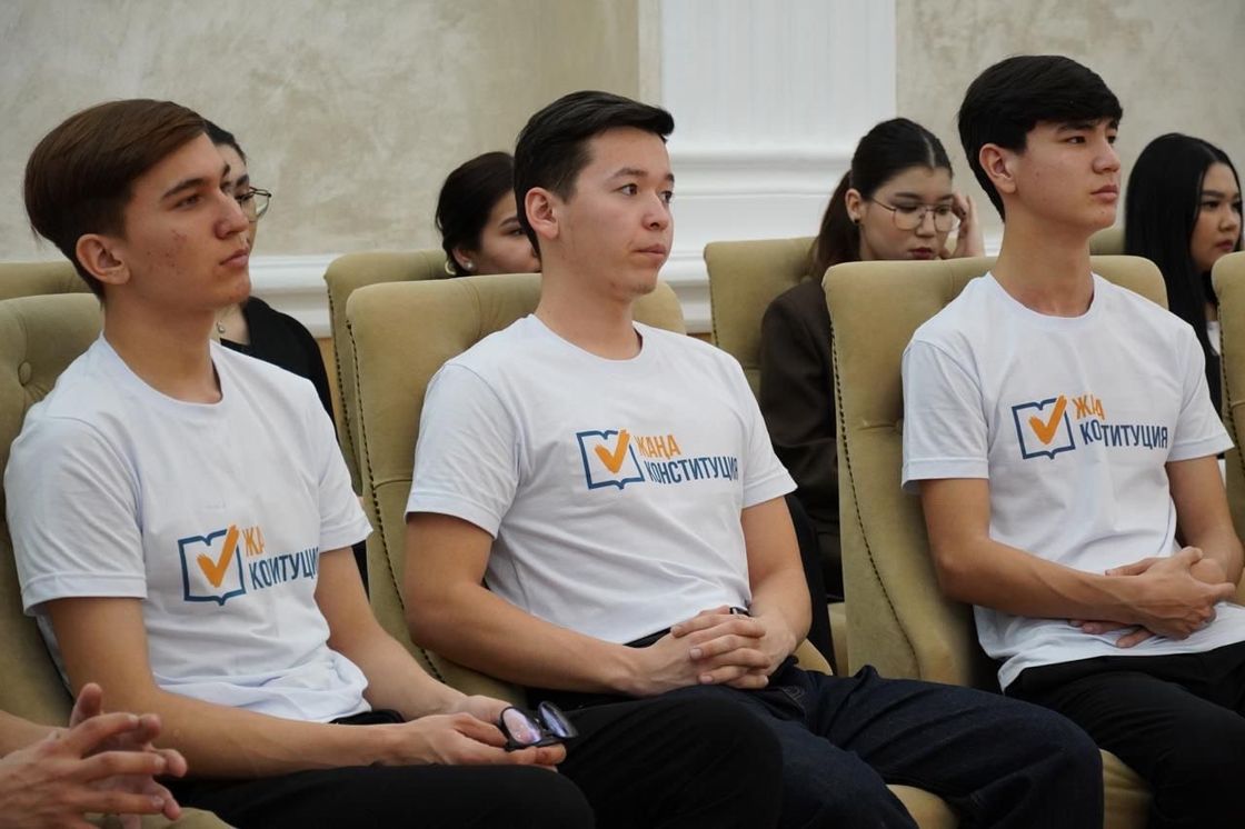 Заседание коалиции "За Народную Конституцию Справедливого и Прогрессивного Казахстана"