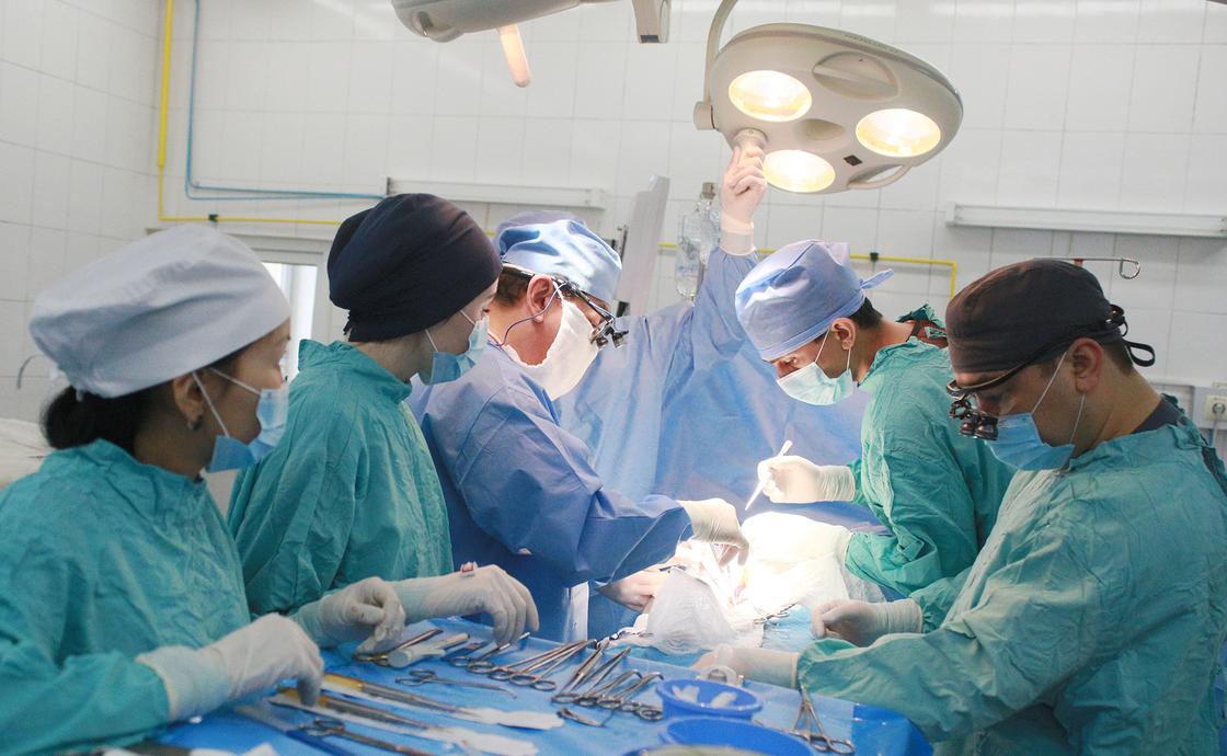 Спасших жизнь девочки врачей Талдыкоргана благодарят в Instagram (видео)