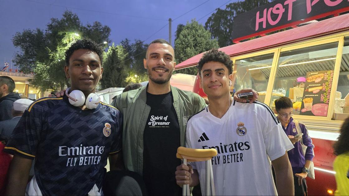 BDSM онлайн жұмыртқалары Мас жасырын камера