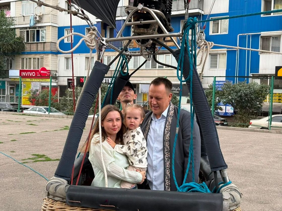 Семья Карповых на выборах в Курултай в Алматинской области