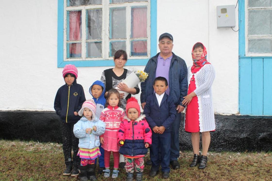 С начала года меценаты Алматинской области подарили 60 квартир многодетным семьям