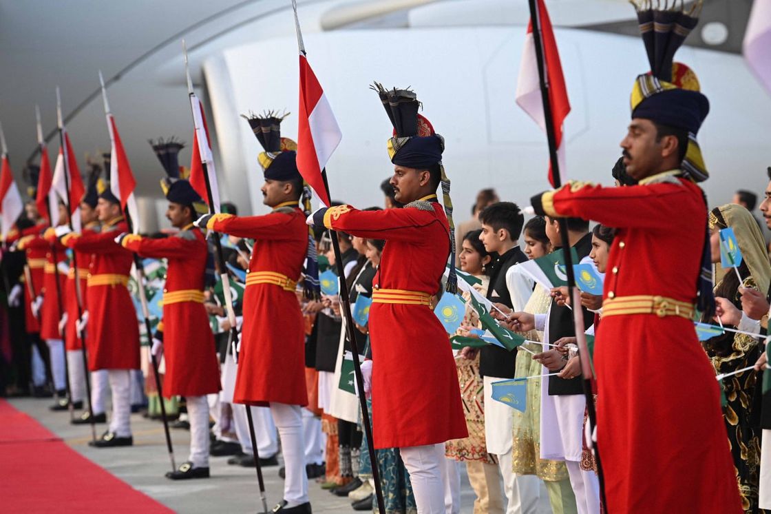 Визит Токаева в Пакистан