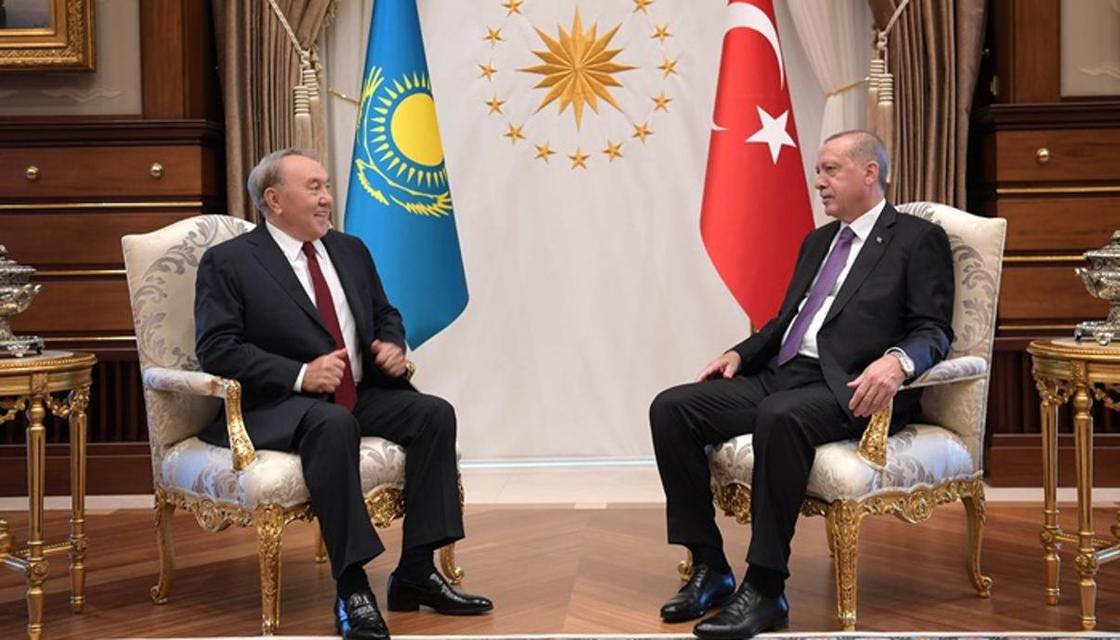 Как Назарбаев помогал заключать многомиллиардные сделки