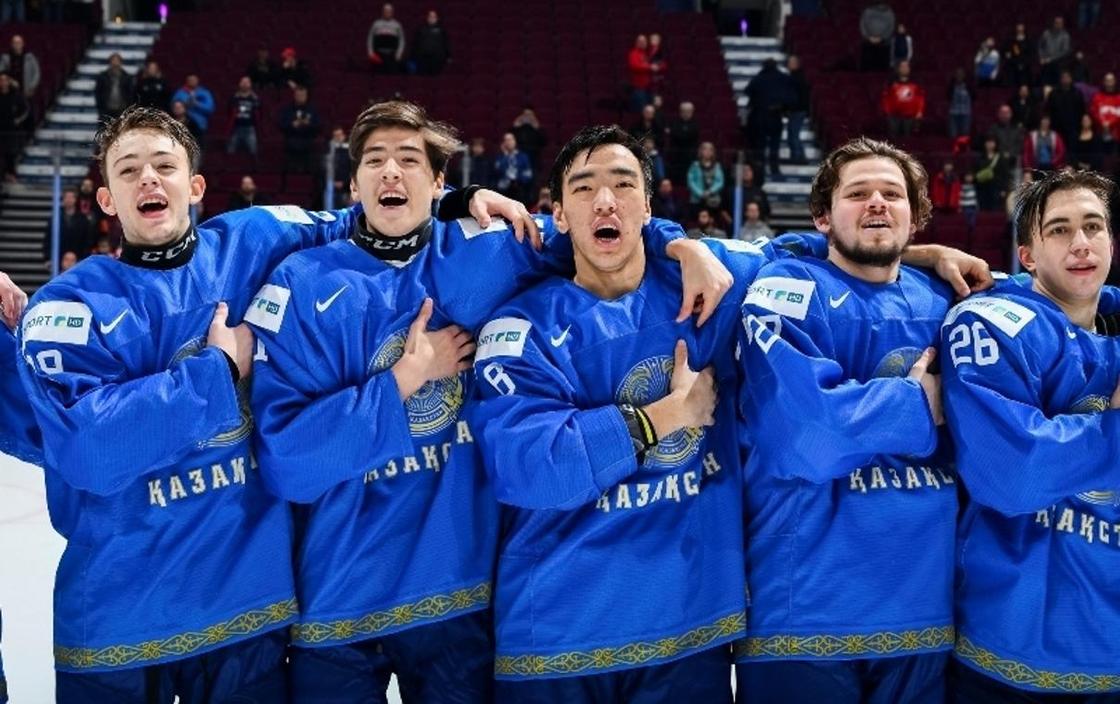 Сборная Казахстана по хоккею одержала разгромную победу над Данией (фото, видео)