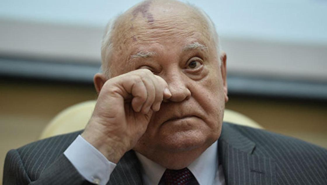 Горбачев предсказал России новую ядерную гонку с США
