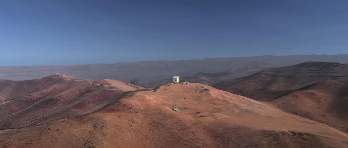 Гигантский Магелланов телескоп в пустыне Атакама