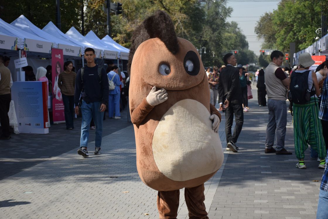 КітапFest