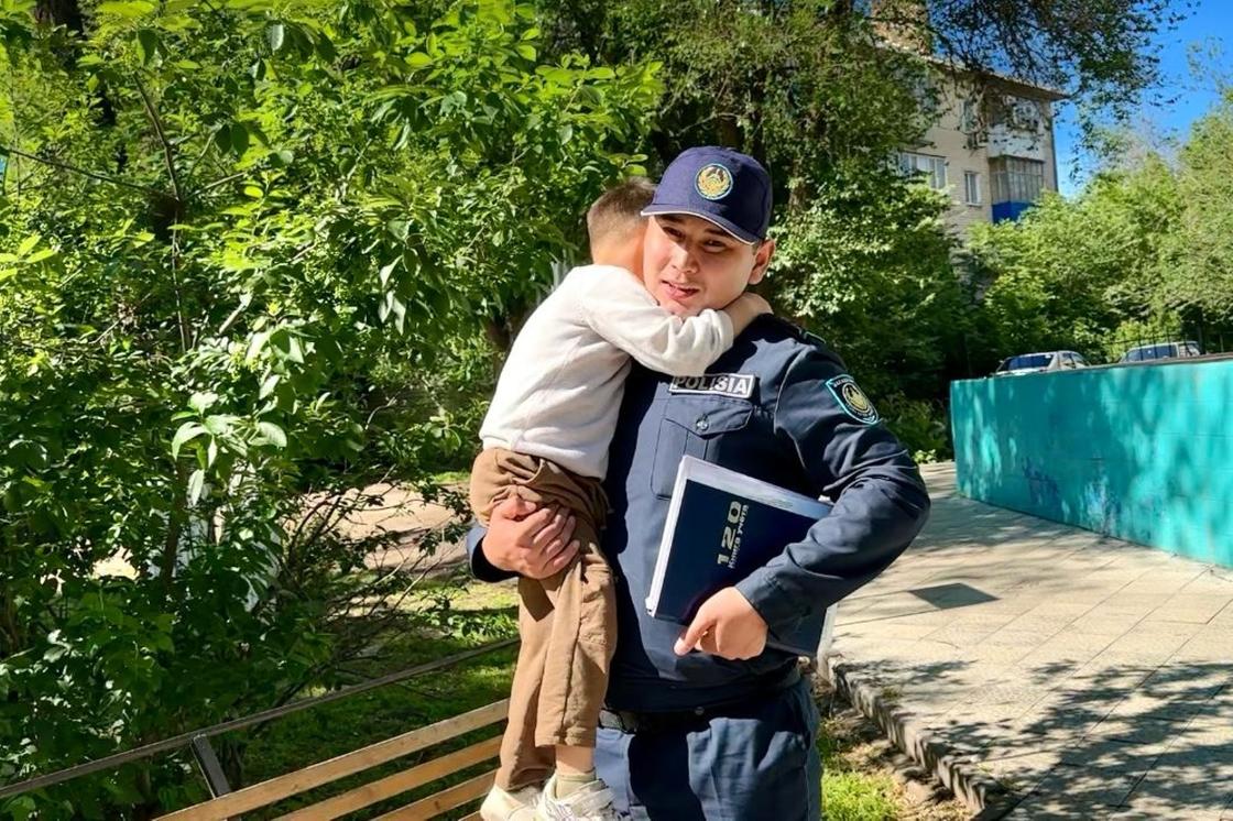 В ЗКО прошла масштабная информационная акция организованная Департаментом полиции В ЗКО прошла масштабная информационная акция организованная Департаментом полиции