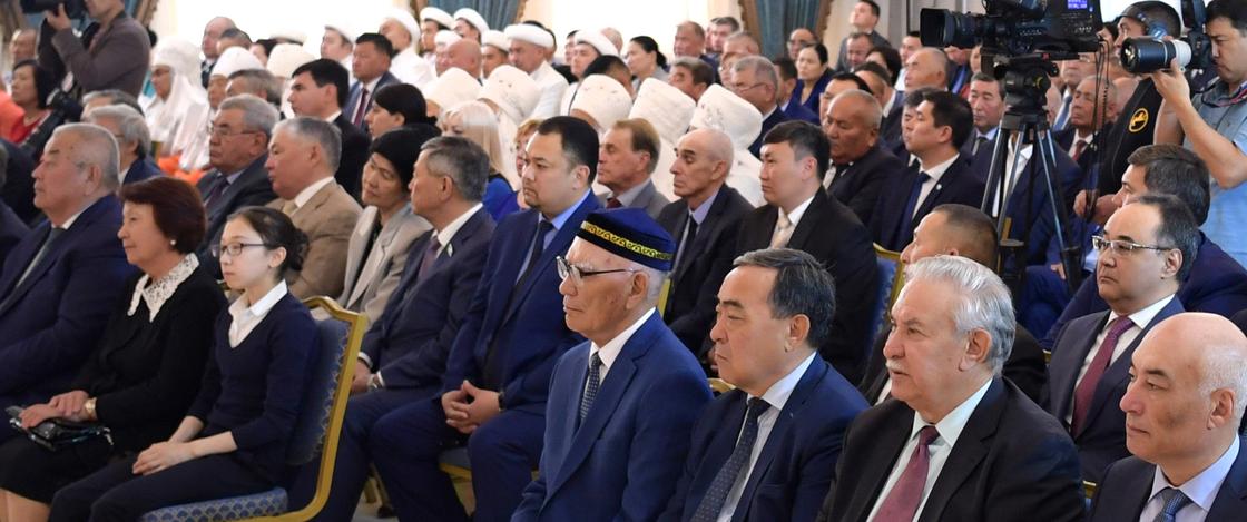 Токаев: Повышение зарплаты - главная задача акима Кызылординской области