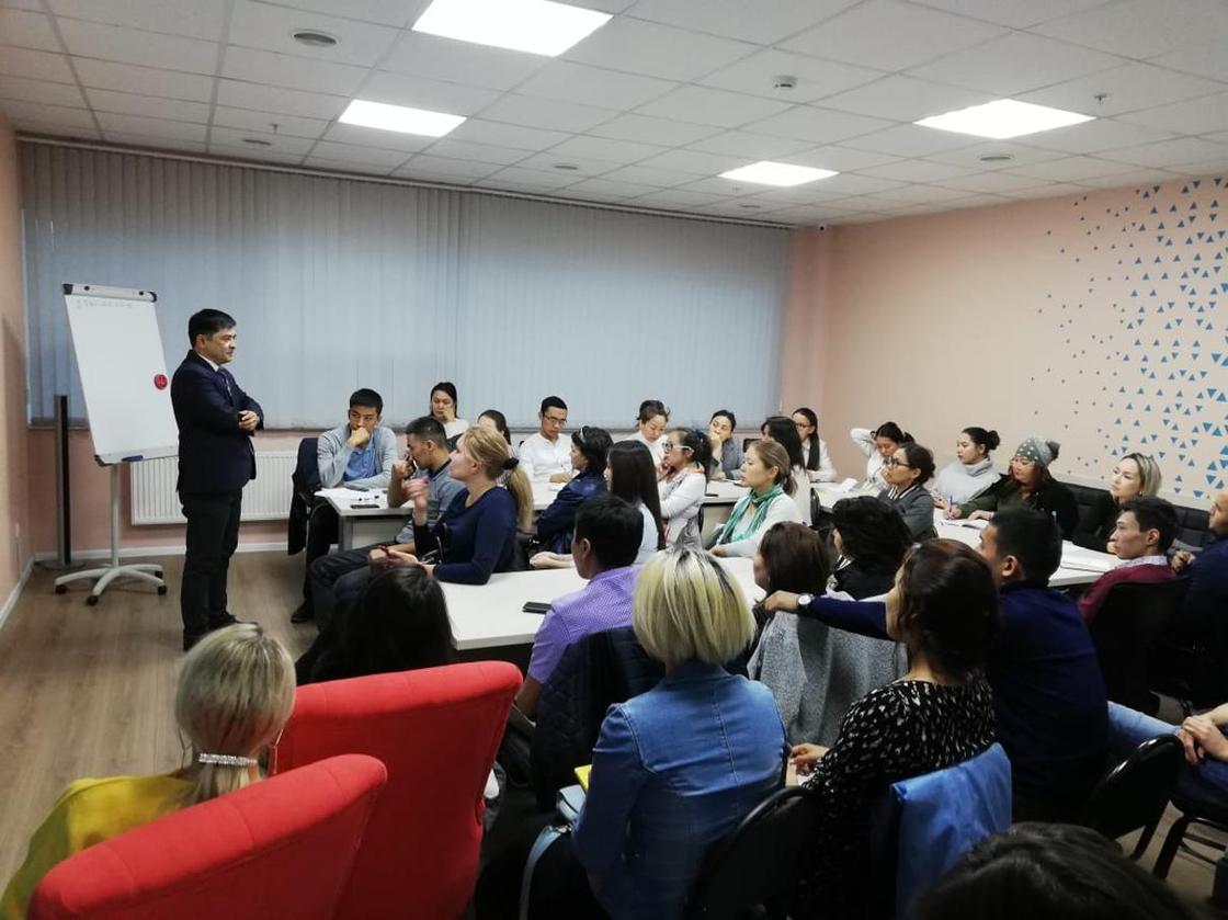 В "Астана Жастары" рассказали, как развивают профессиональные и личностные навыки у молодежи