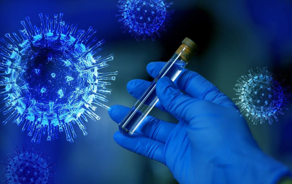 Единственный способ остановить эпидемию коронавируса назвал ученый
