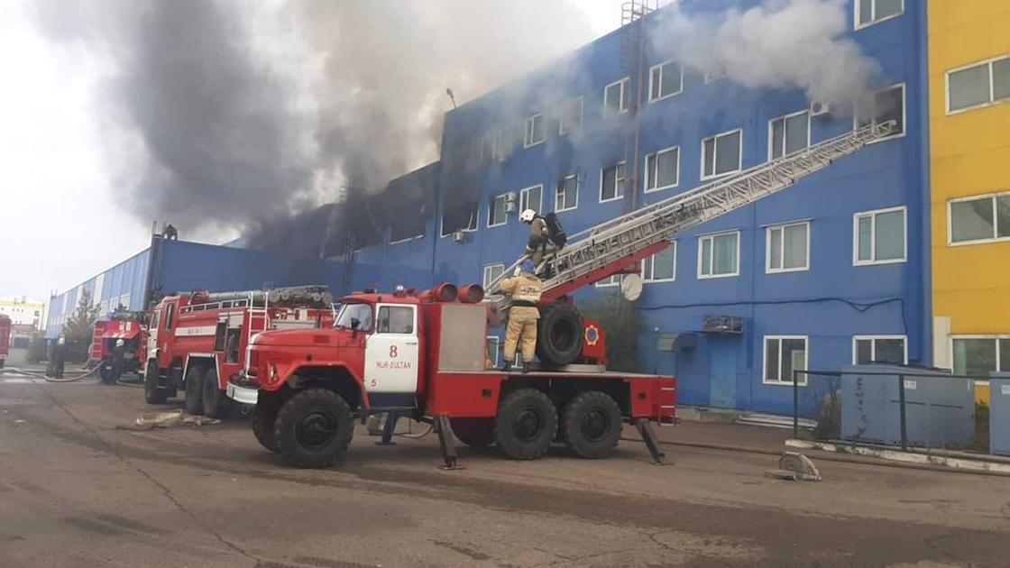 Пожар в ТЦ "Астыкжан"