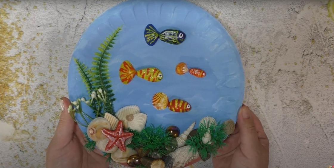 3D картина из ракушек и камней на морскую тему
