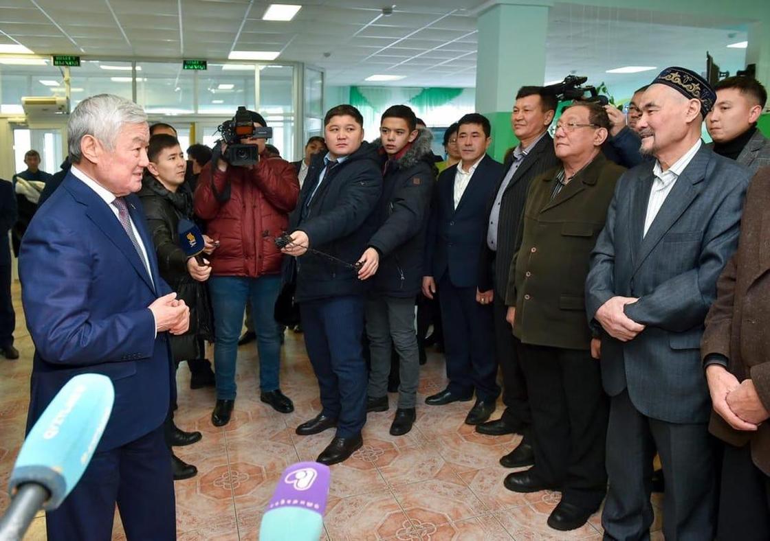 Сапарбаев осмотрел в Северо-Казахстанской области дома для переселенцев