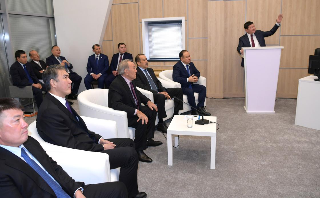 Назарбаев побывал в первом "умном" городе Казахстана