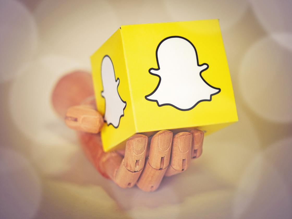 Кубик с логотипом Snapchat