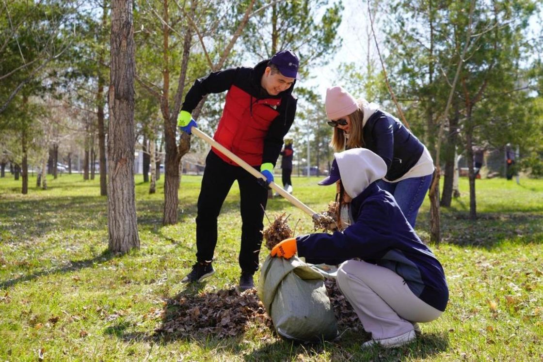 Участники субботника