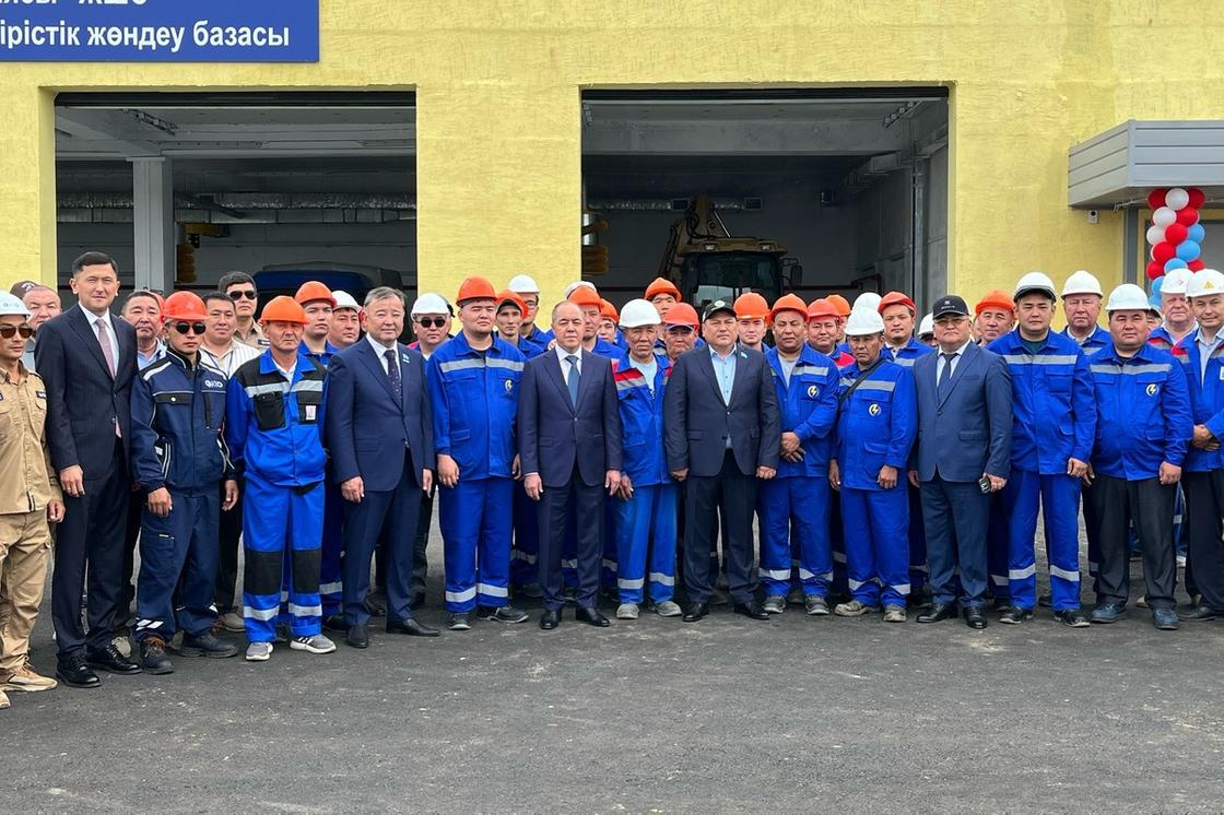 Жаңа қосалқы станцияның ашылу салтанаты
