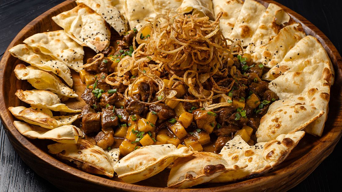 Кухня в заведении Alcha