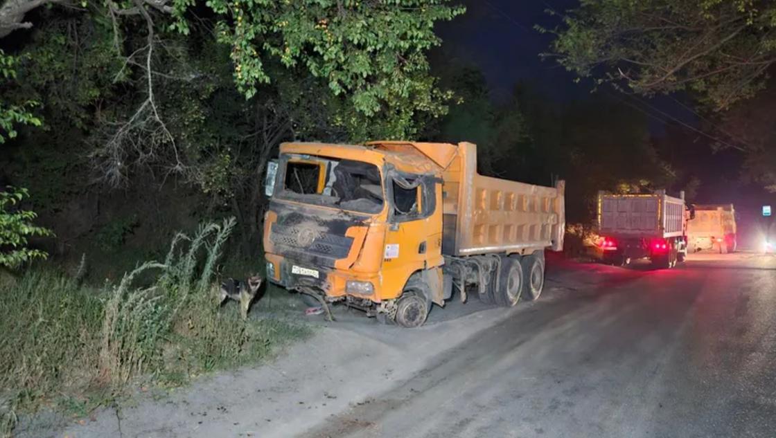 Автомобиль попал в аварию Автомобиль попал в аварию