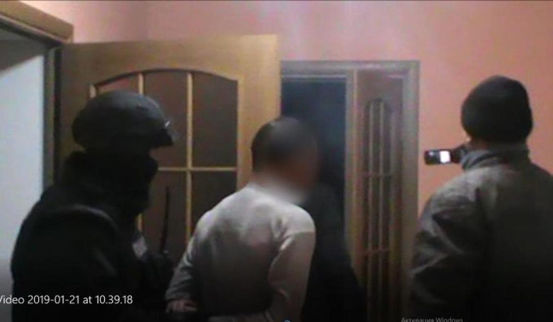 Транснациональную ОПГ наркоторговцев задержали в Жамбылской области (фото)